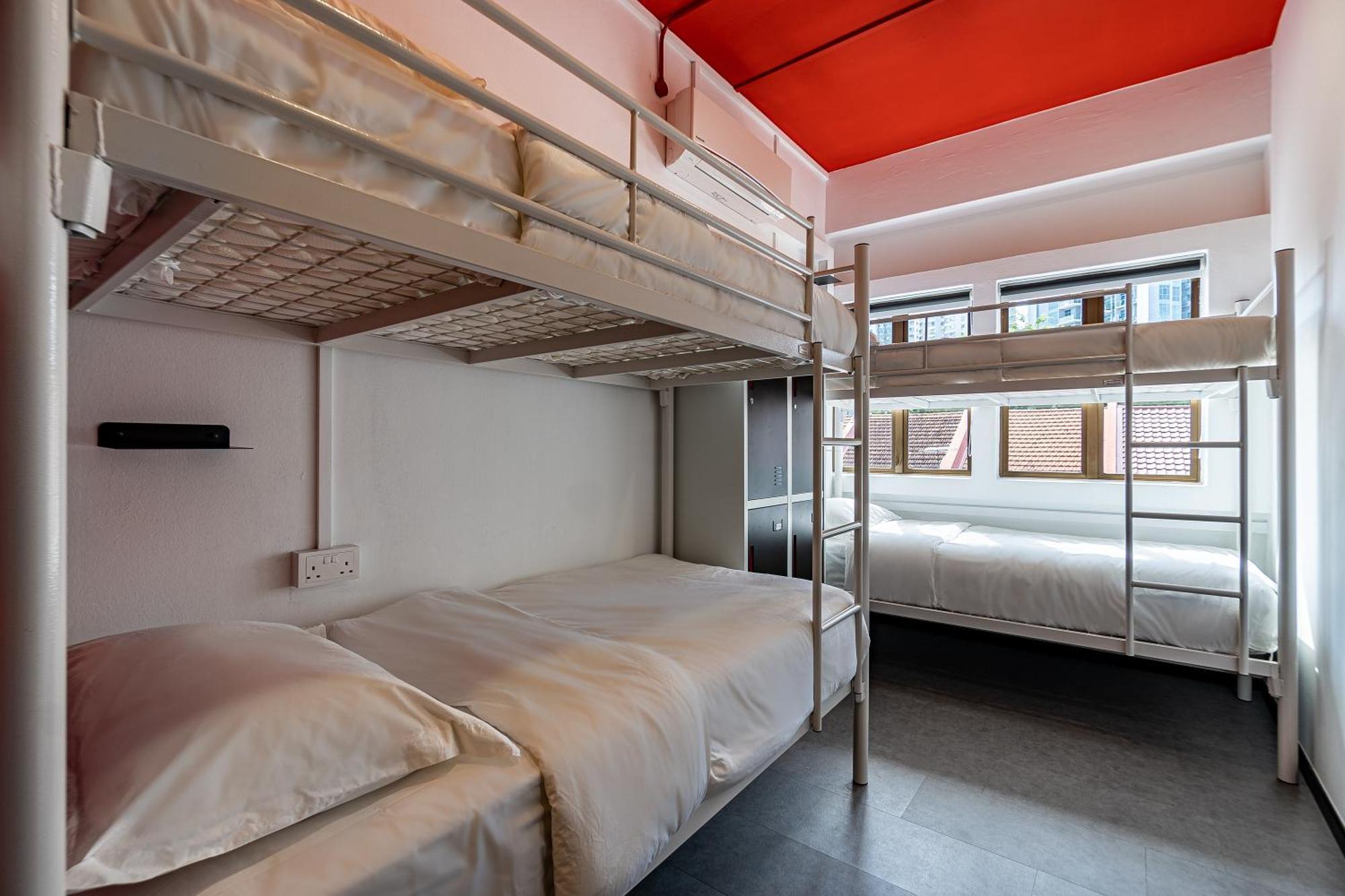 Single Bed 4-Bed Dormitory Room