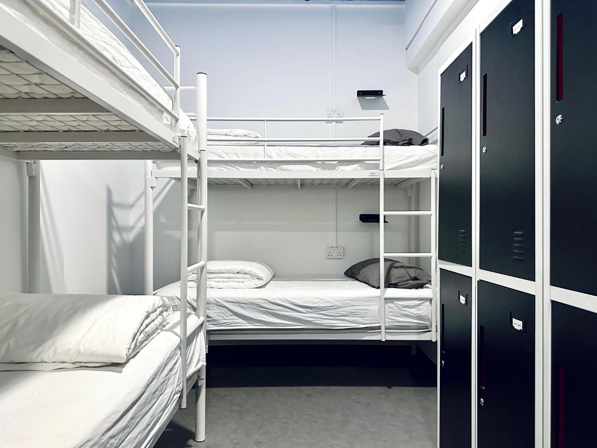 Single Bed 4-Bed Dormitory Room